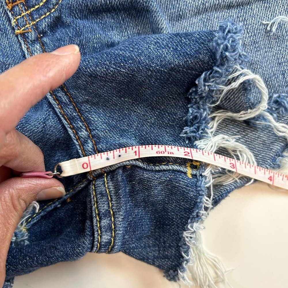 Pacsun Mid Rise Denim Jean Short Size 26 Button Fly 2" Inseam 28" Waist Med Wash - Picture 5 of 7